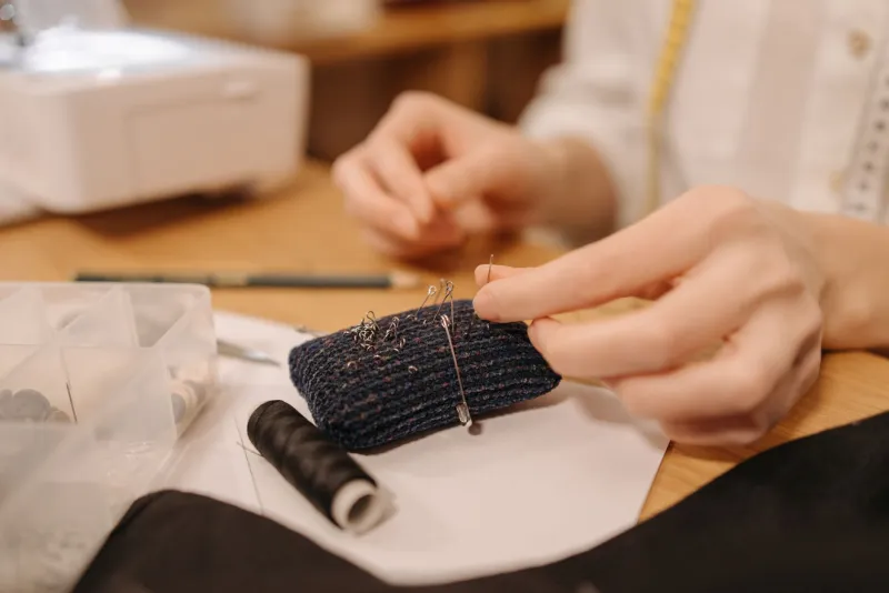 The Mark of the Hand: Why Visible Craftsmanship Is the New Standard of Luxury